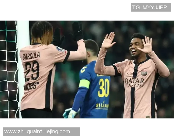 拜仁捡到未来之星！17岁皇牌中场欧冠三连击，破姆巴佩纪录身价暴升13倍